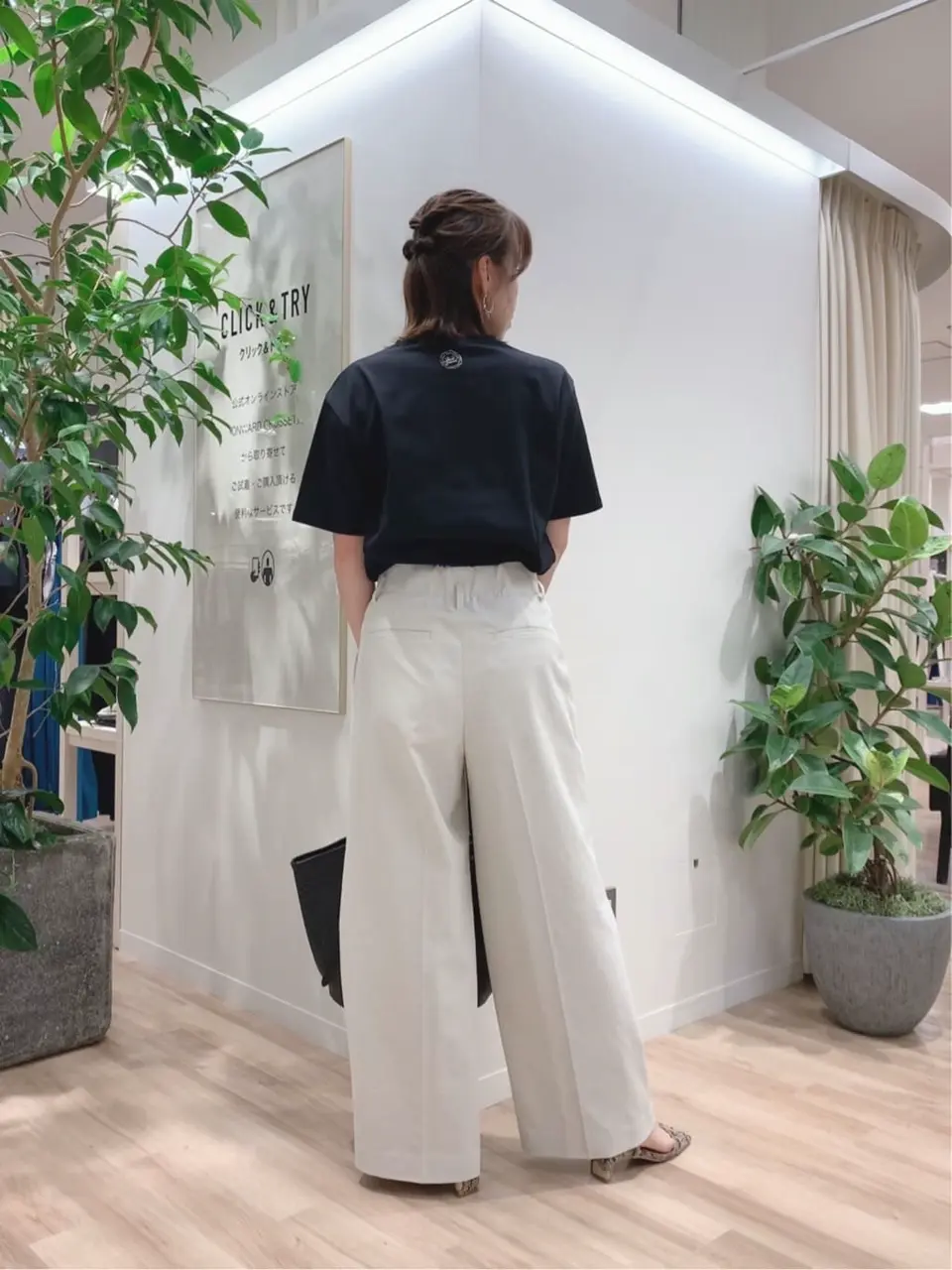 23区 犬塚 コーディネート画像