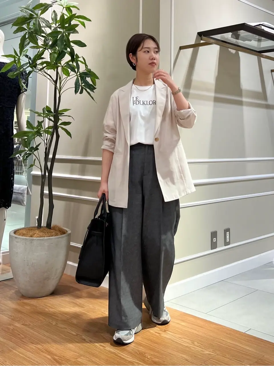 23区 伊藤 コーディネート画像