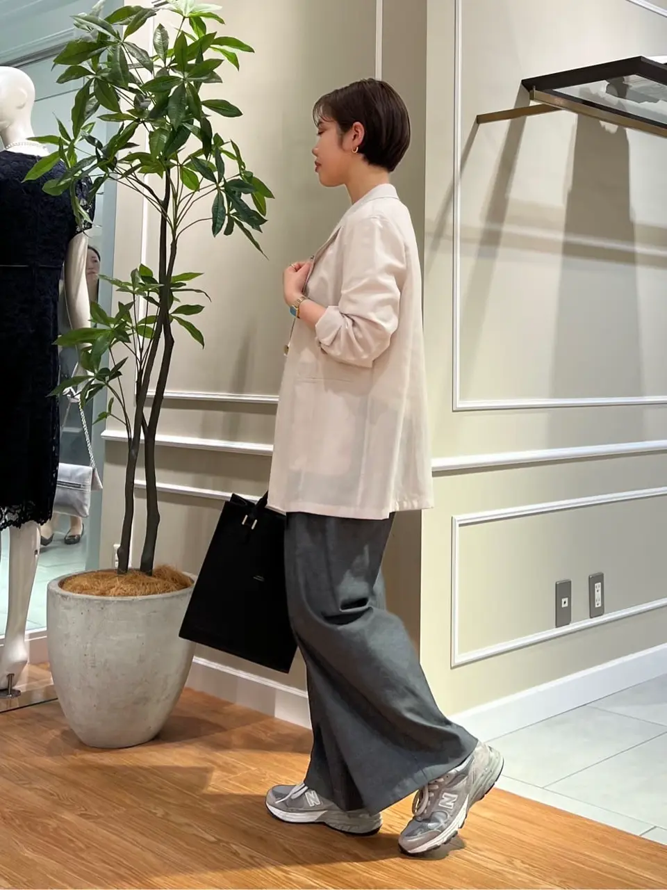 23区 伊藤 コーディネート画像