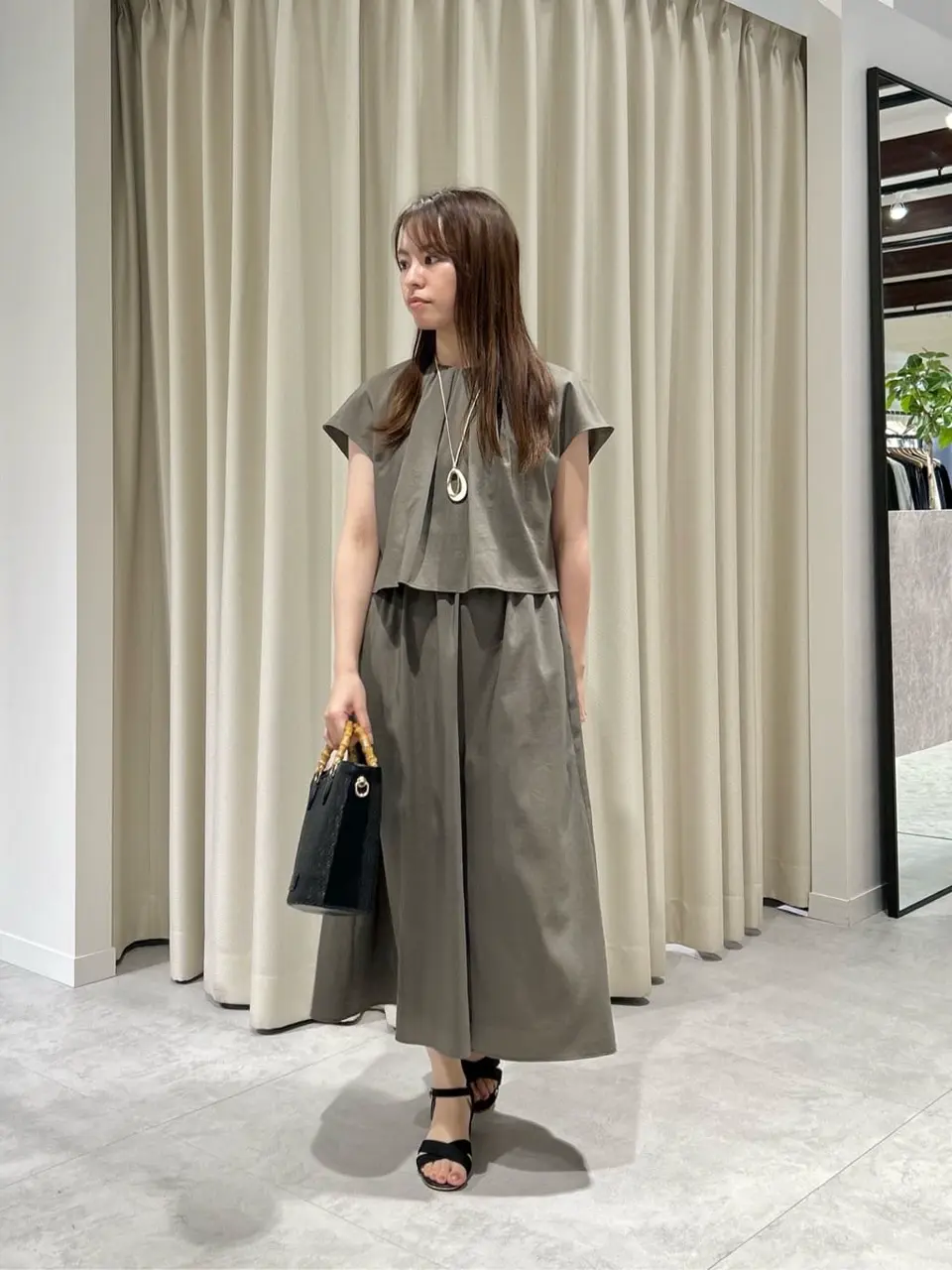 23区 柿内 コーディネート画像