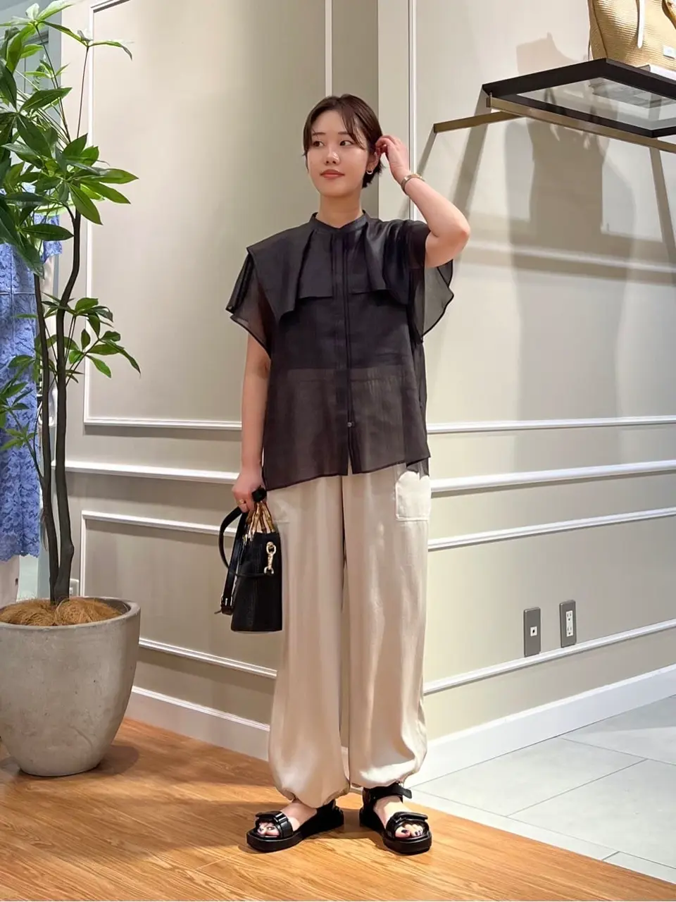 23区 伊藤 コーディネート画像