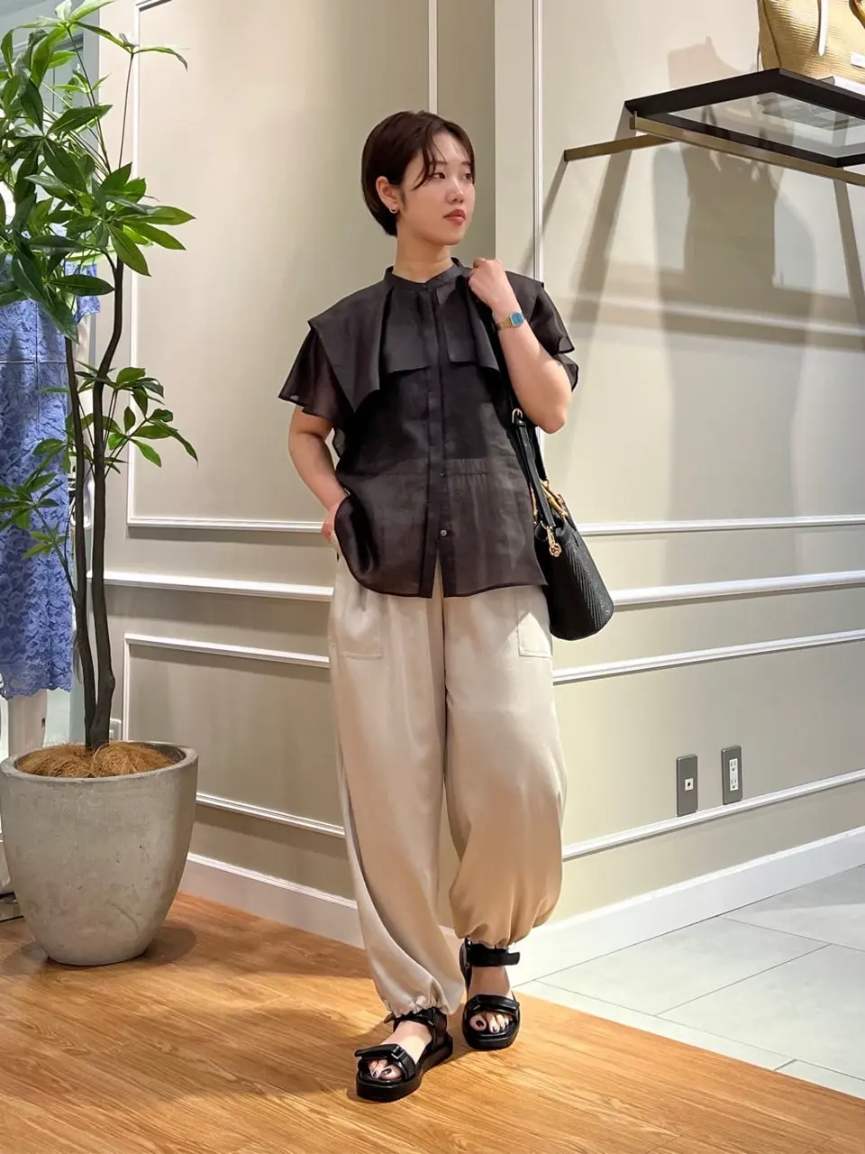 23区 伊藤 コーディネート画像