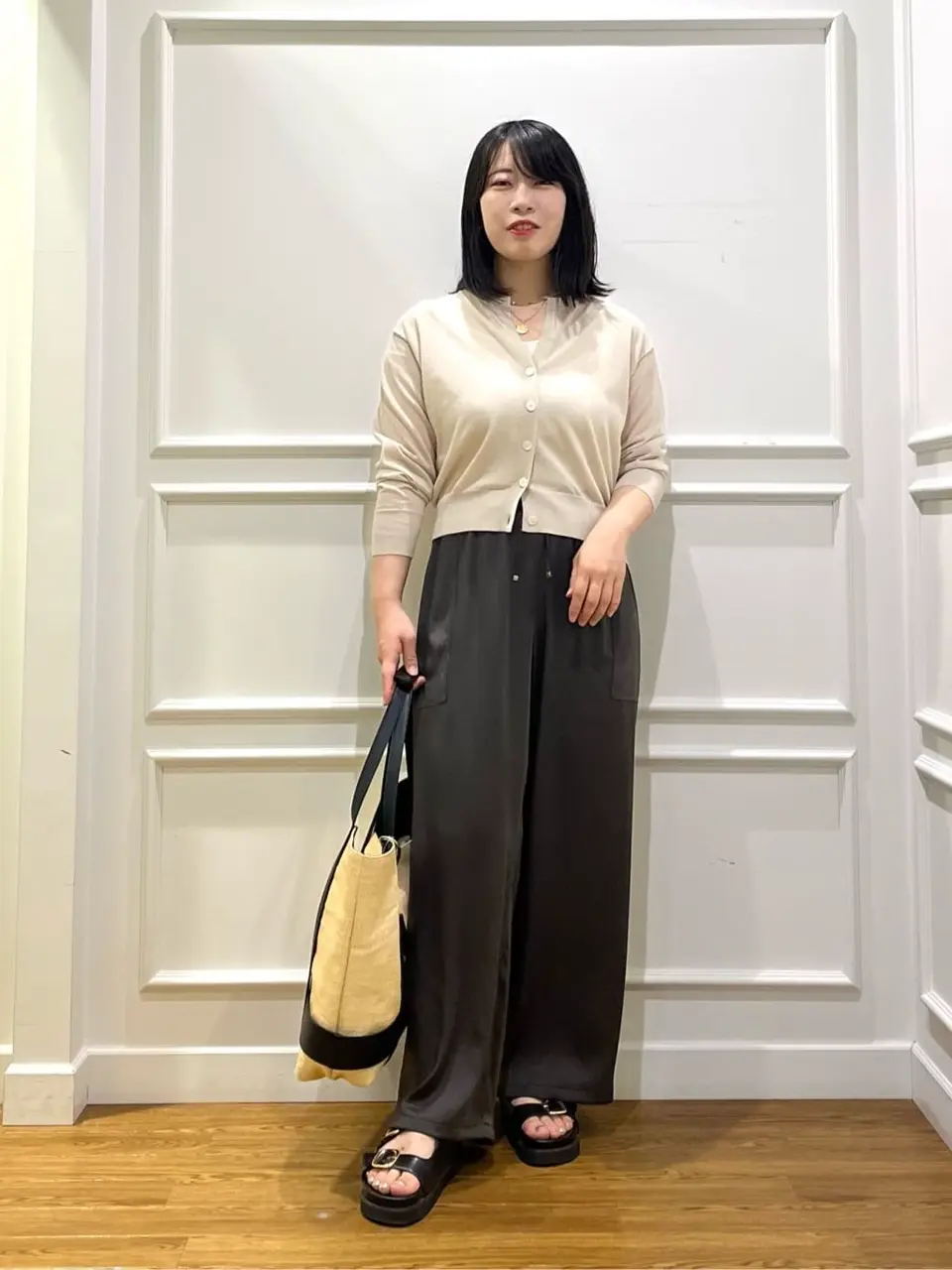  スタッフ コーディネート画像