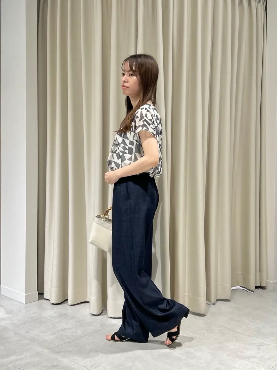 23区 柿内 コーディネート画像