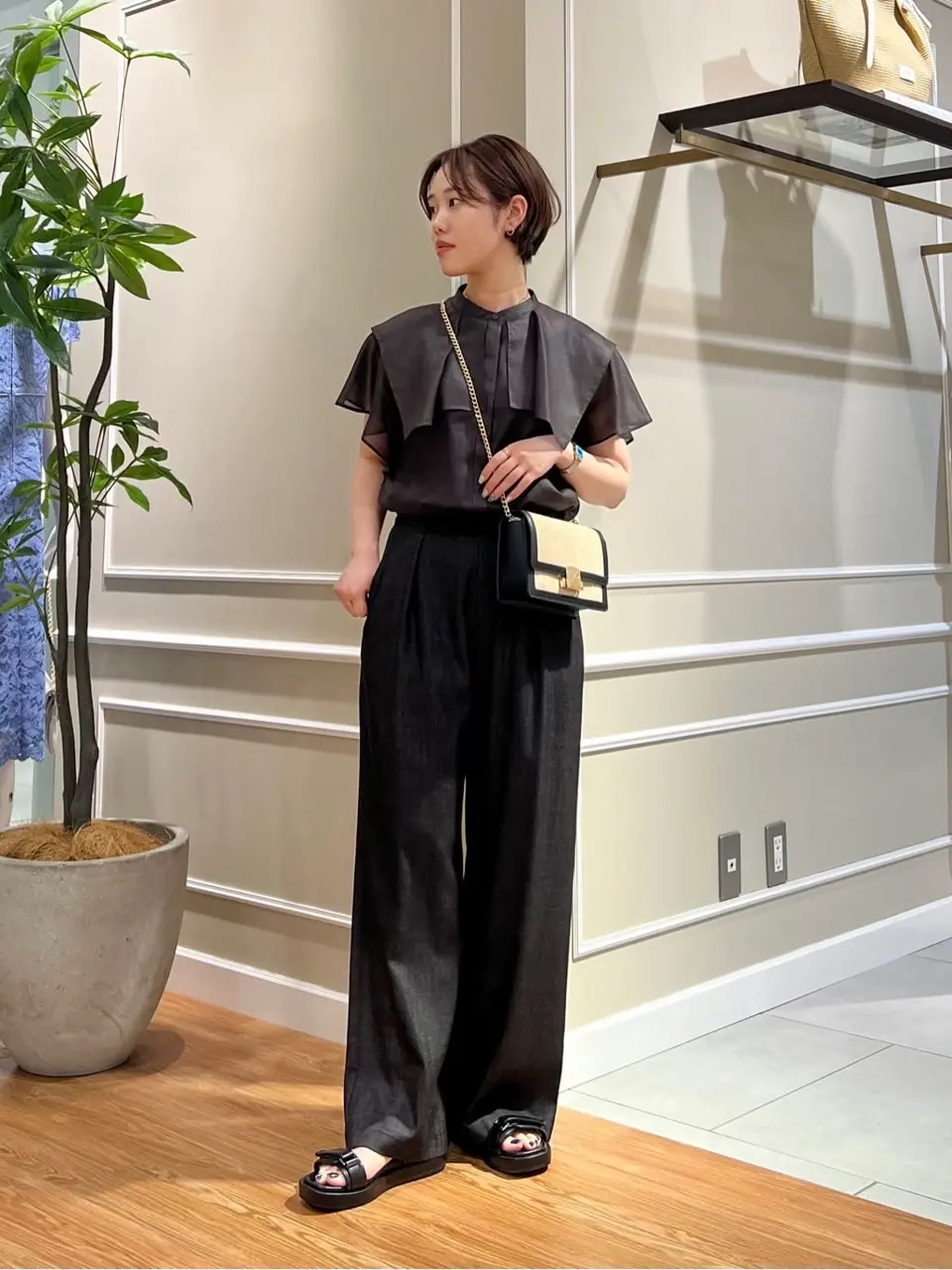 23区 伊藤 コーディネート画像