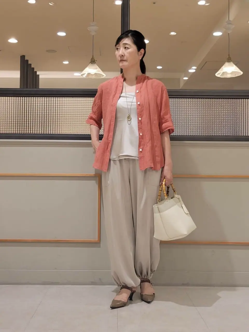  新保 コーディネート画像