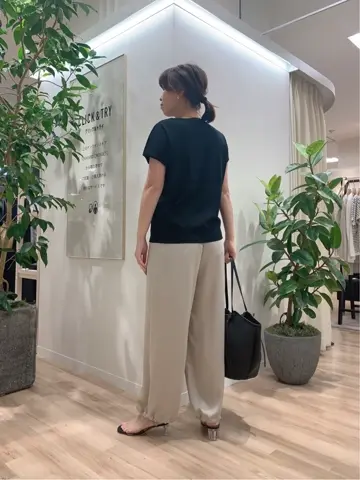 23区 犬塚 コーディネート画像