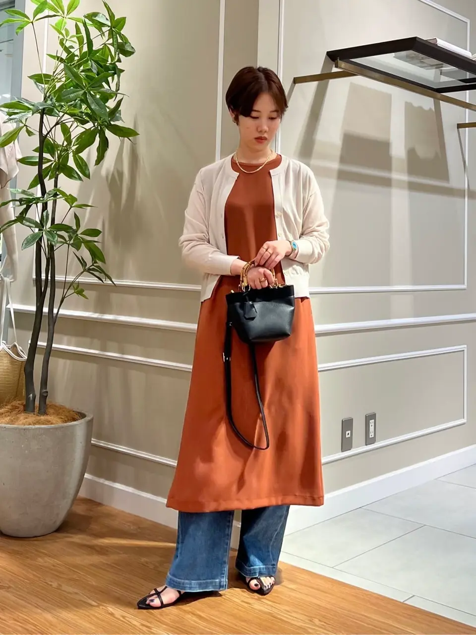 23区 伊藤 コーディネート画像