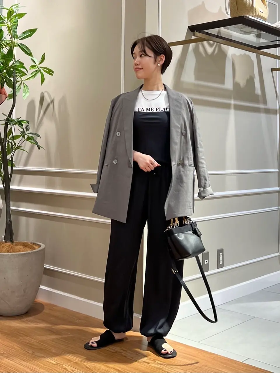 23区 伊藤 コーディネート画像