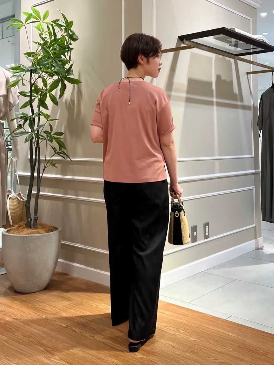 23区 伊藤 コーディネート画像