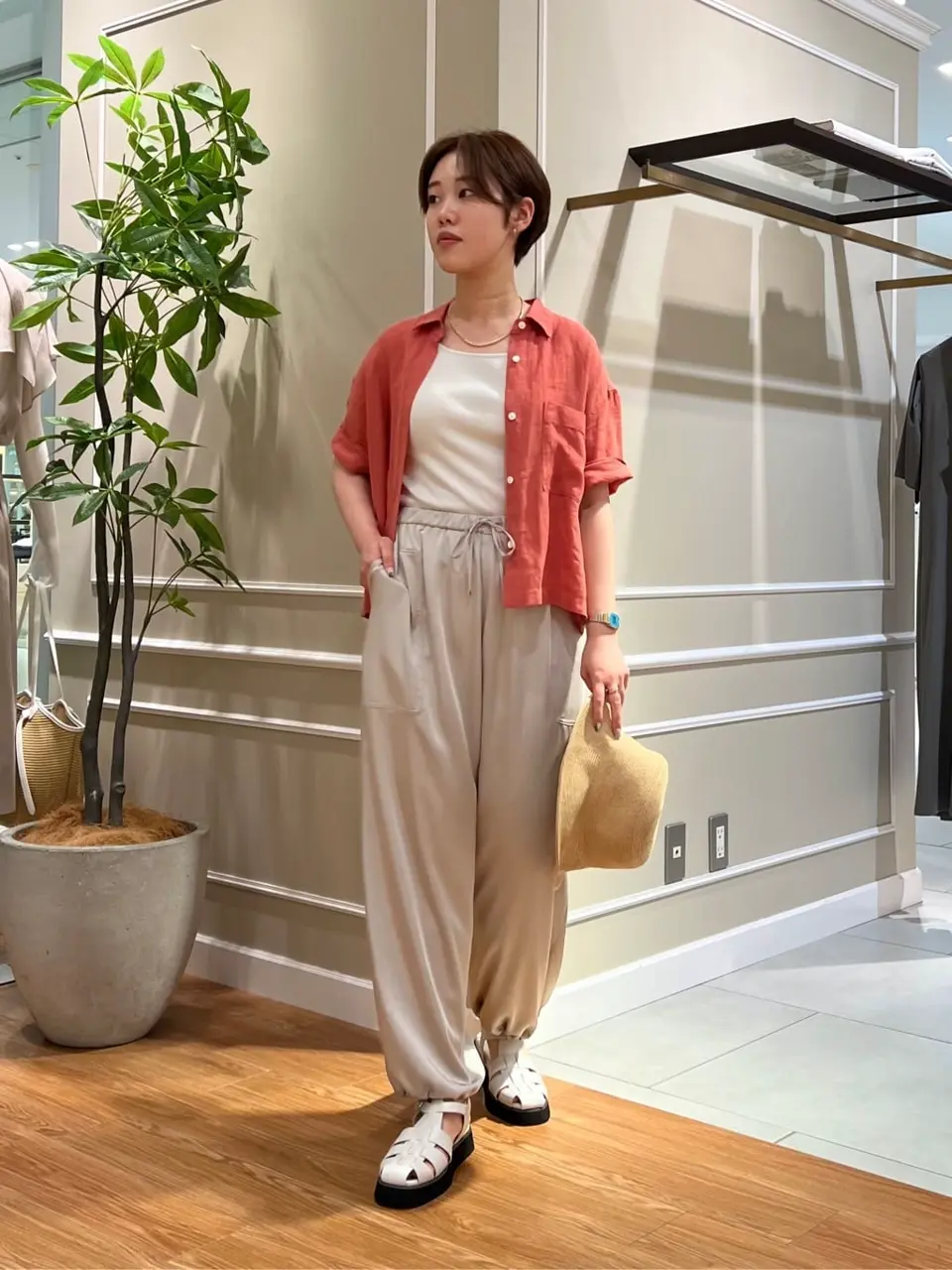 23区 伊藤 コーディネート画像