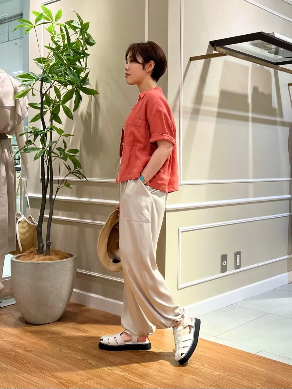 23区 伊藤 コーディネート画像