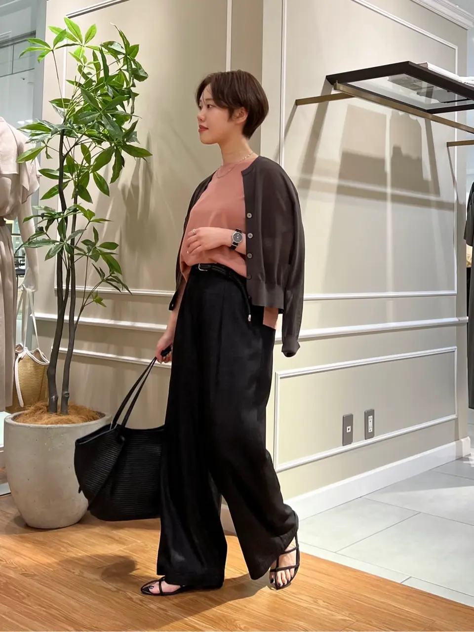 23区 伊藤 コーディネート画像