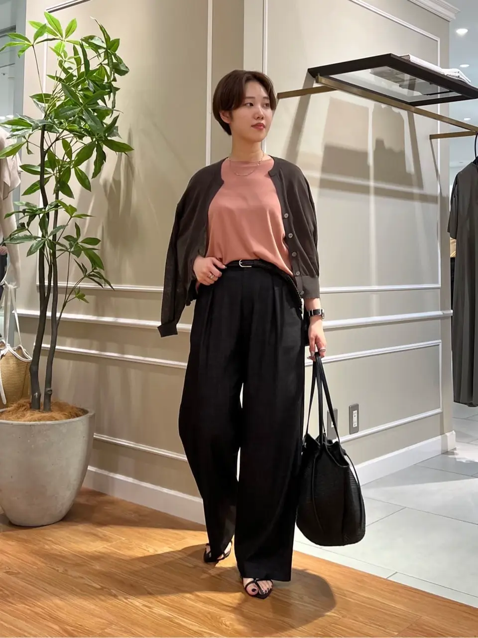 23区 伊藤 コーディネート画像