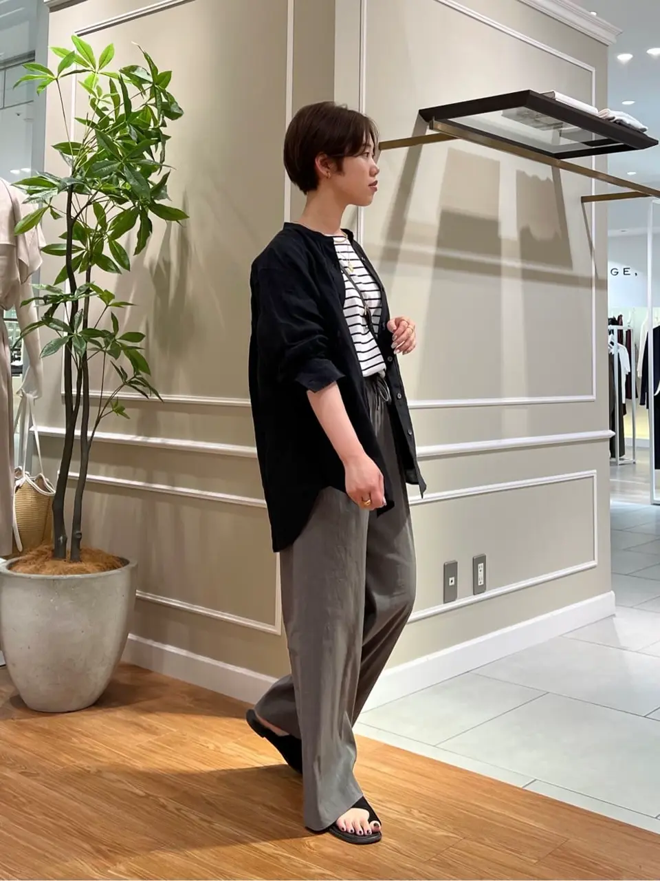 23区 伊藤 コーディネート画像