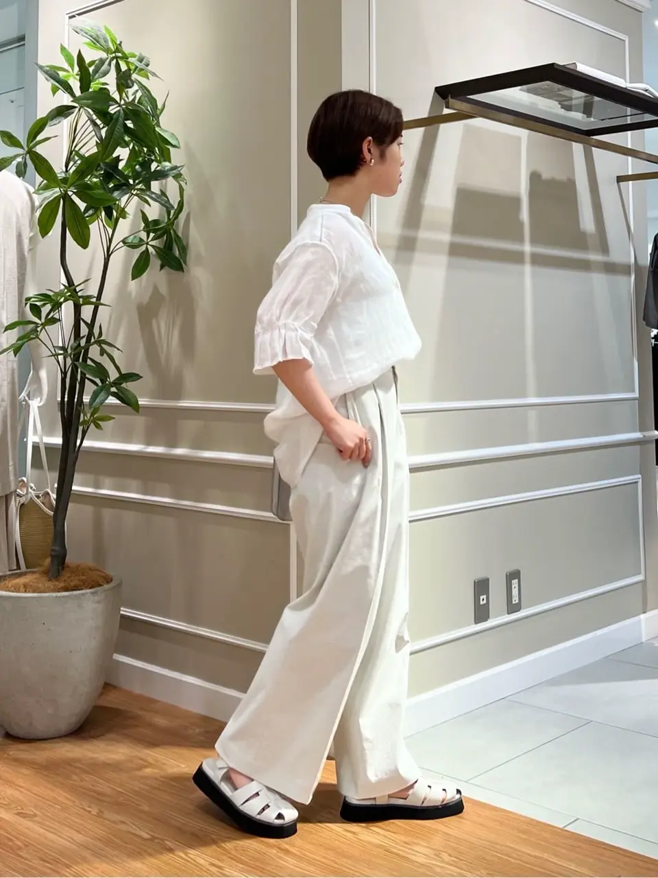 23区 伊藤 コーディネート画像