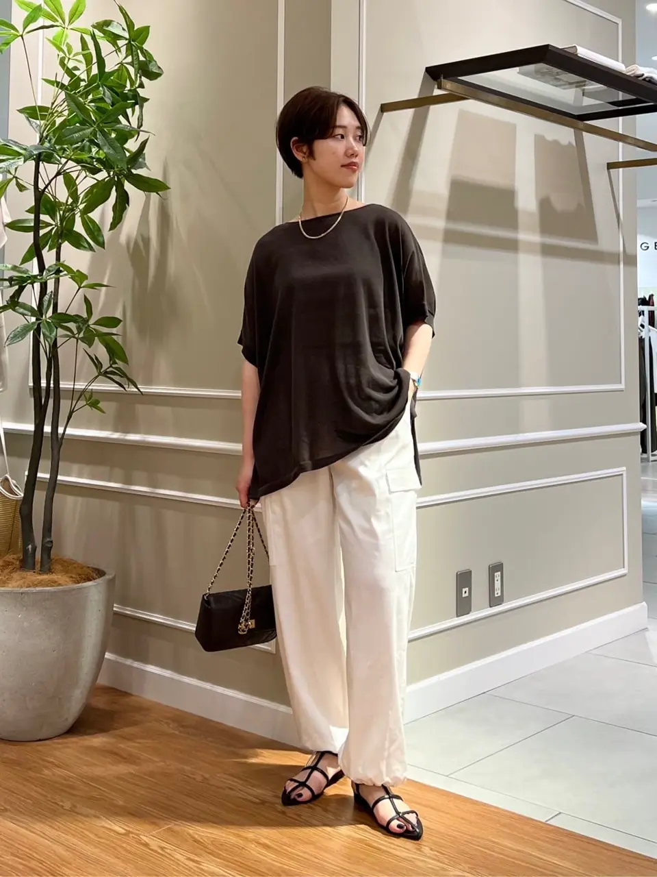 23区 伊藤 コーディネート画像