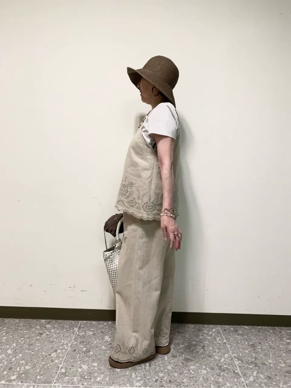 23区 塩谷美喜 コーディネート画像