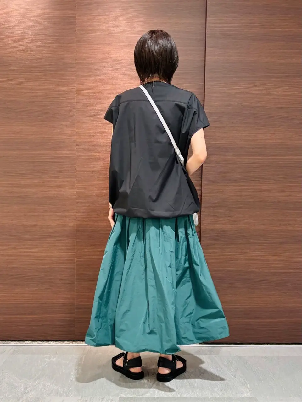 23区 スタッフ  コーディネート画像