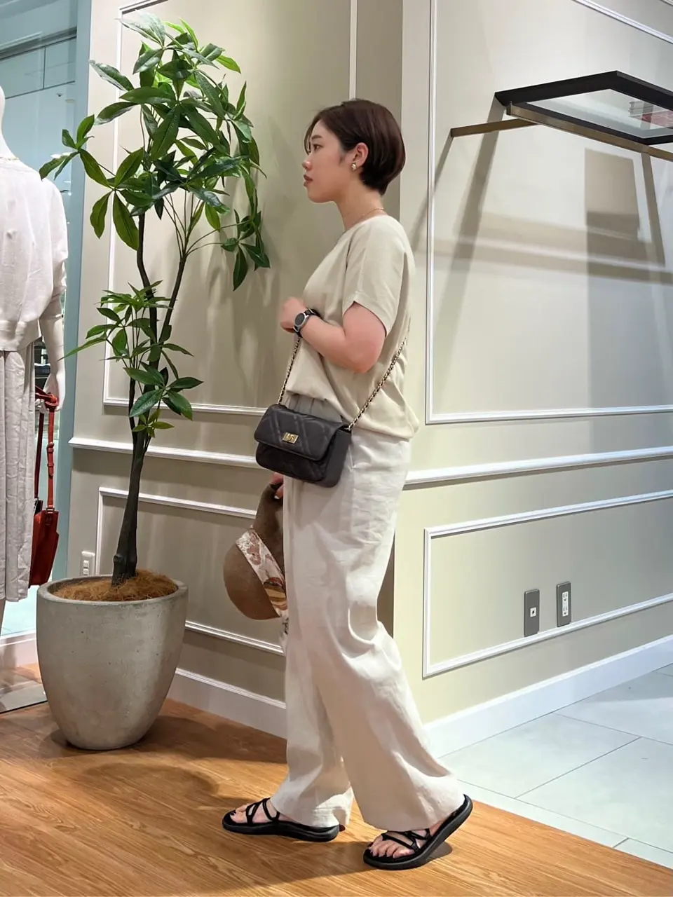 23区 伊藤 コーディネート画像