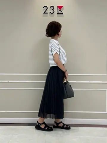 23区 助川 コーディネート画像