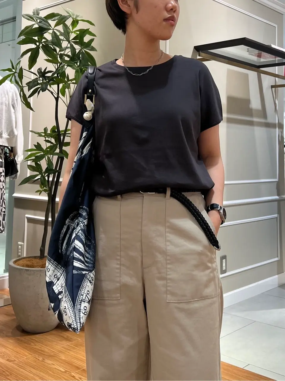 23区 伊藤 コーディネート画像