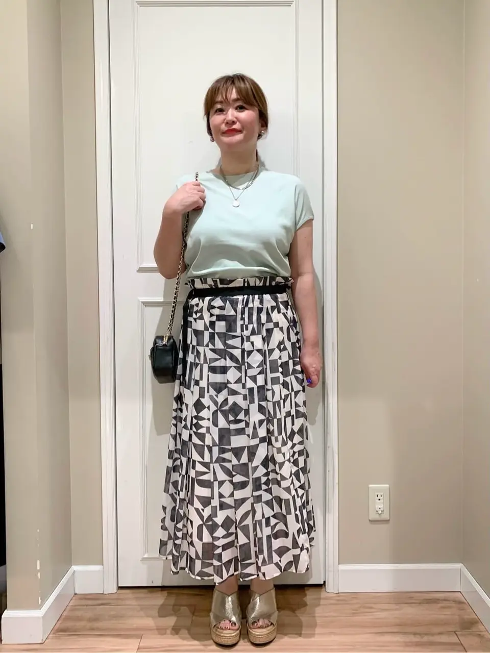  江川 コーディネート画像