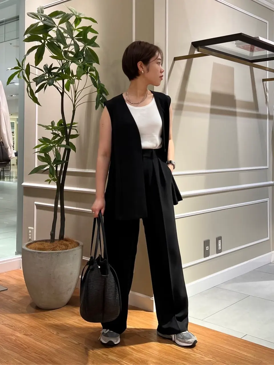 23区 伊藤 コーディネート画像