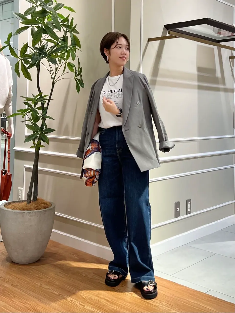 23区 伊藤 コーディネート画像