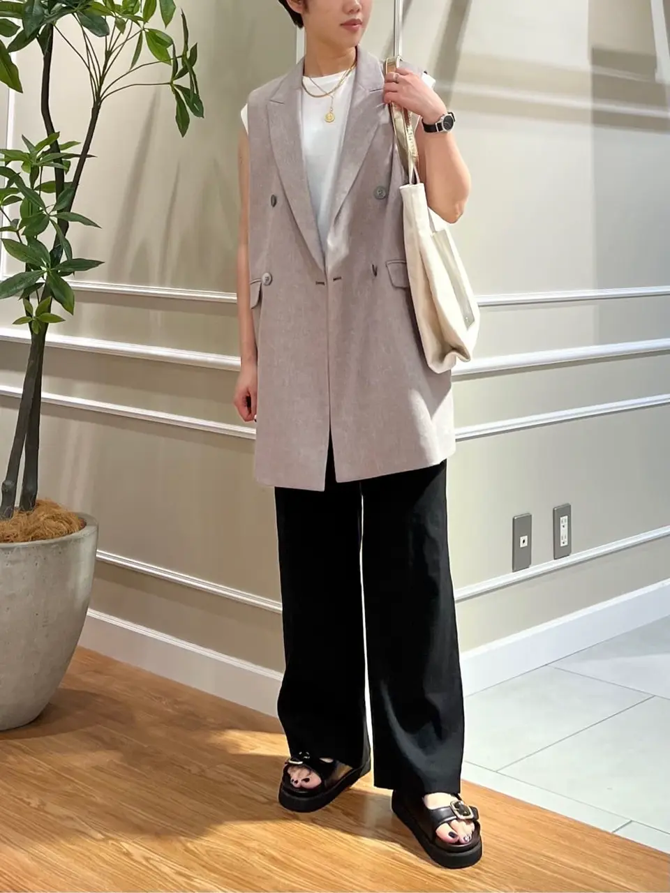 23区 伊藤 コーディネート画像