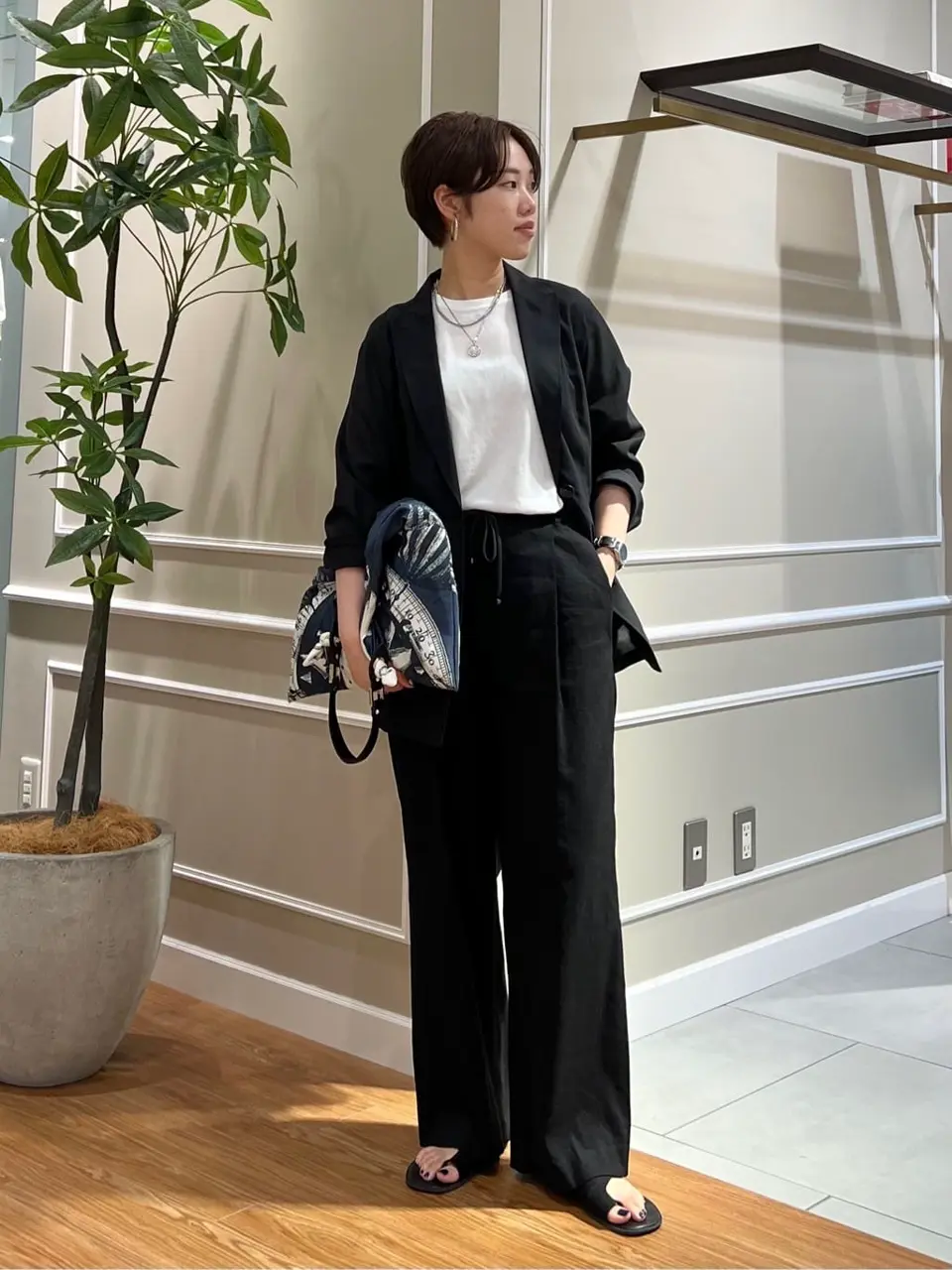 23区 伊藤 コーディネート画像