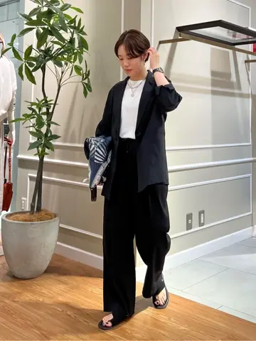 23区 伊藤 コーディネート画像