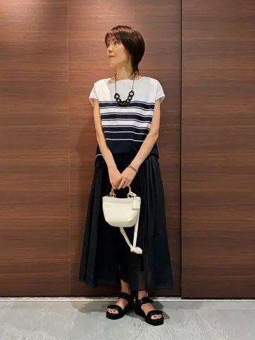 23区 スタッフ  コーディネート画像