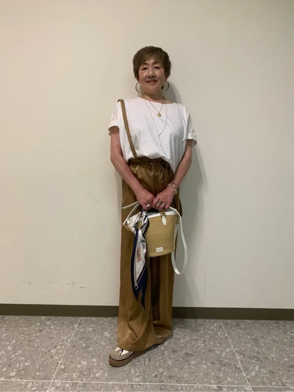 23区 塩谷美喜 コーディネート画像