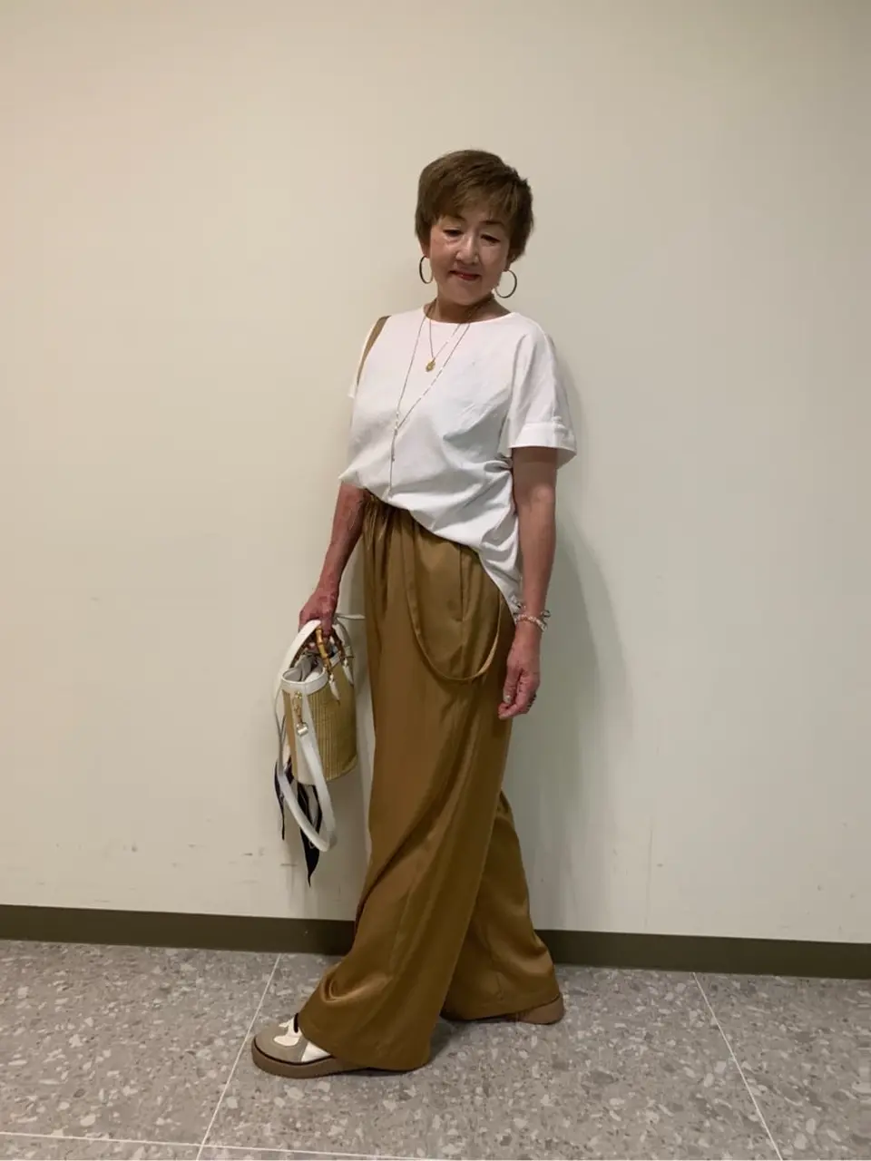 23区 塩谷美喜 コーディネート画像