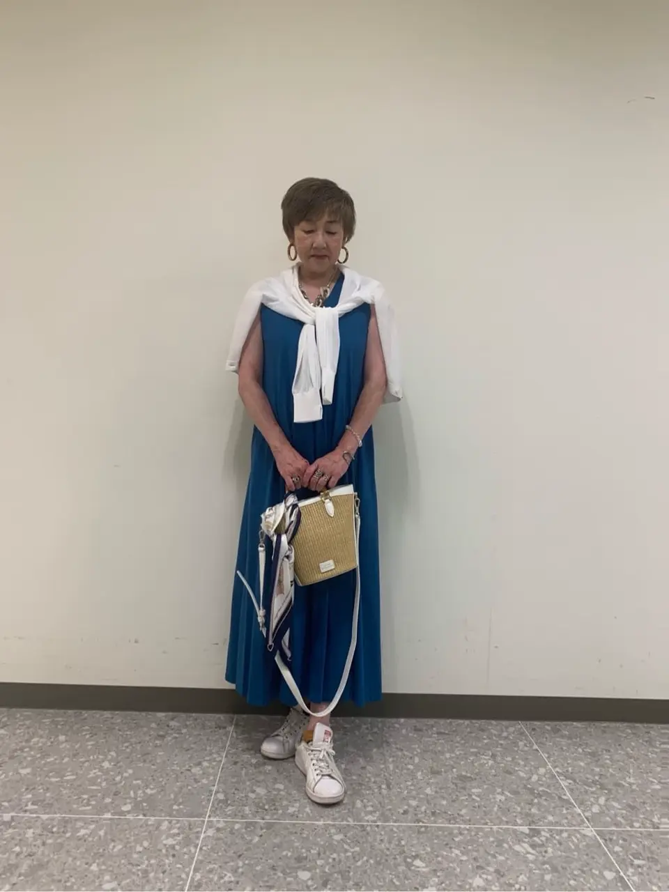 23区 塩谷美喜 コーディネート画像