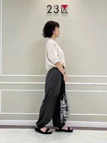 23区 助川 コーディネート画像