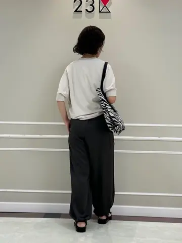 23区 助川 コーディネート画像