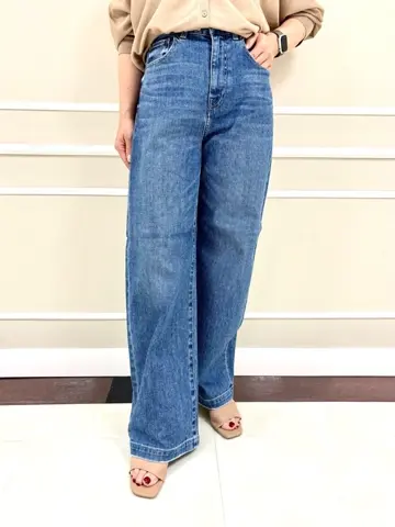 23区 荒川 コーディネート画像