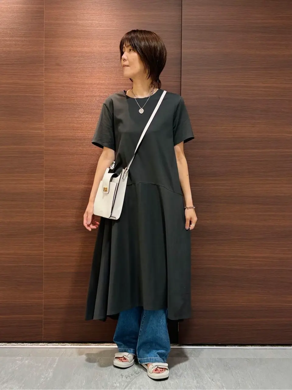 23区 スタッフ  コーディネート画像