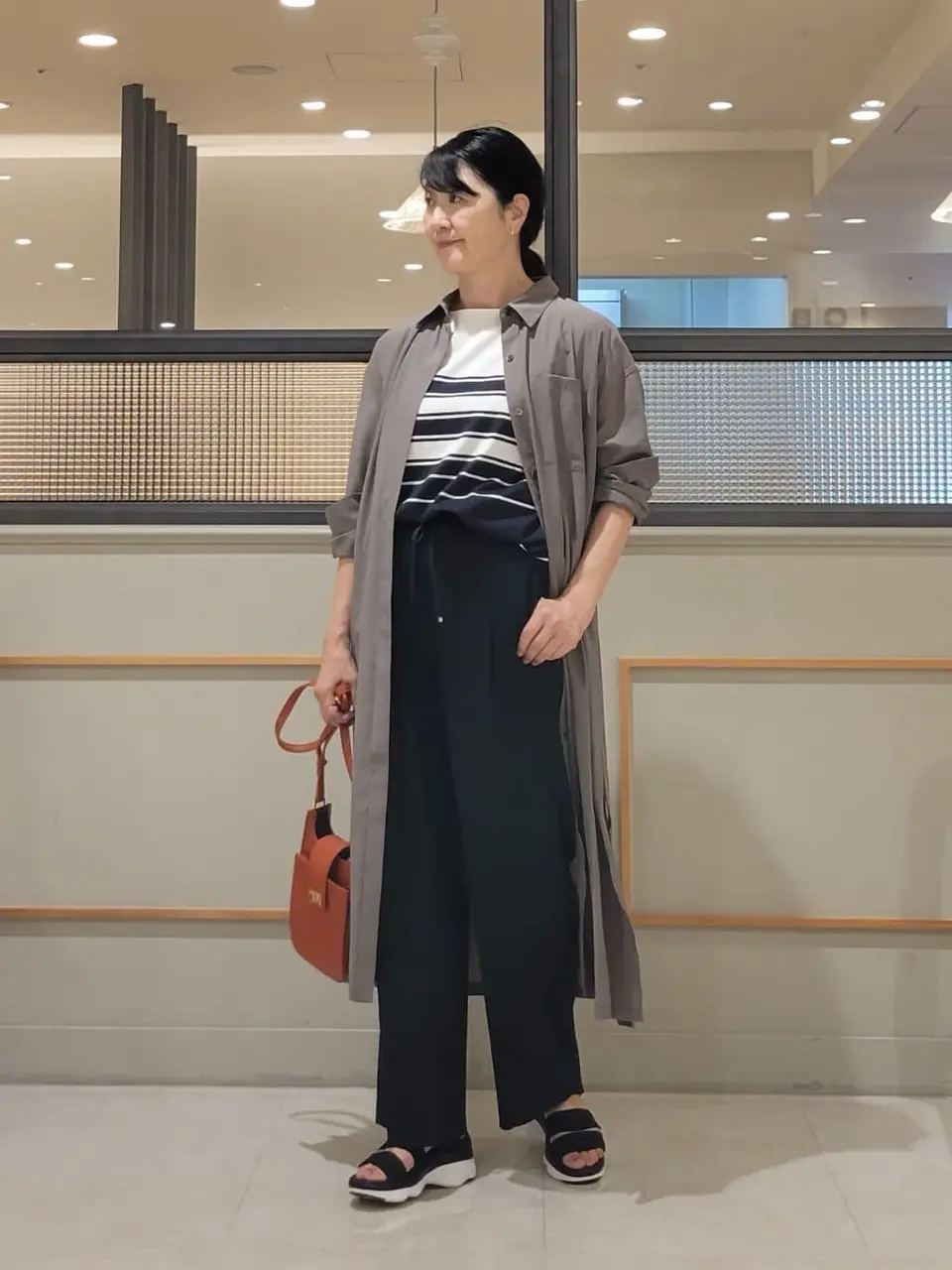  新保 コーディネート画像