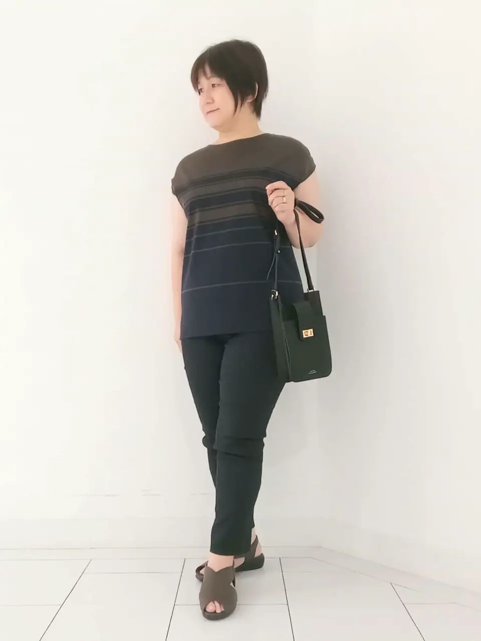 23区 影 コーディネート画像