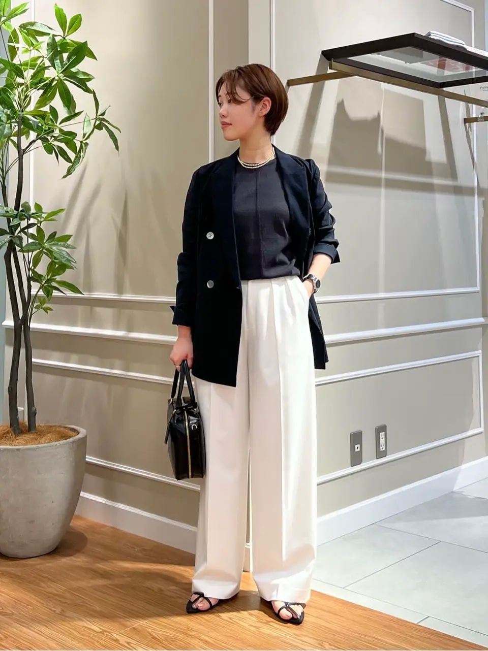 23区 伊藤 コーディネート画像