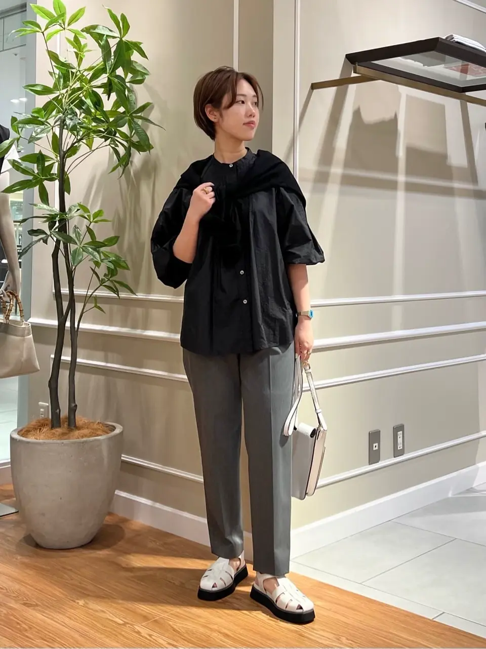 23区 伊藤 コーディネート画像