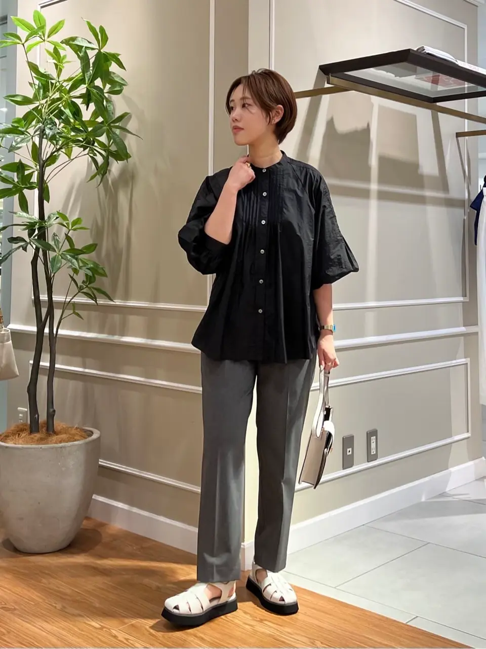 23区 伊藤 コーディネート画像