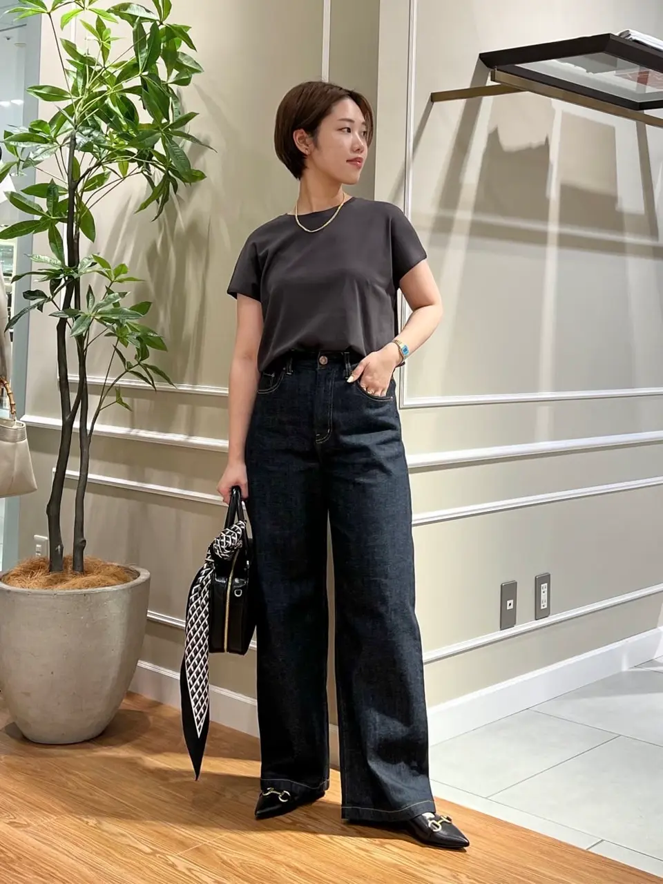 23区 伊藤 コーディネート画像