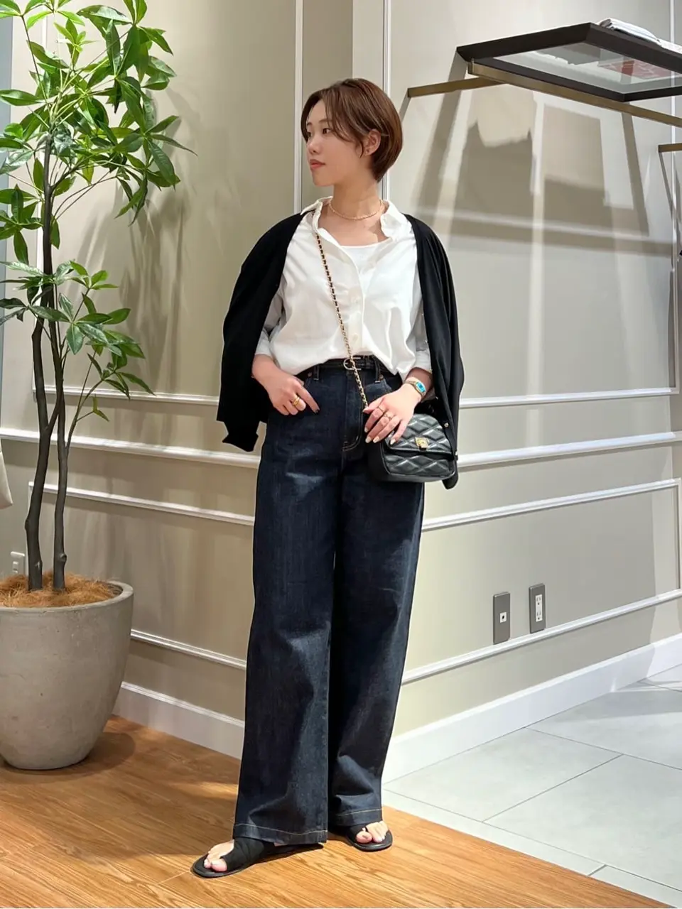 23区 伊藤 コーディネート画像