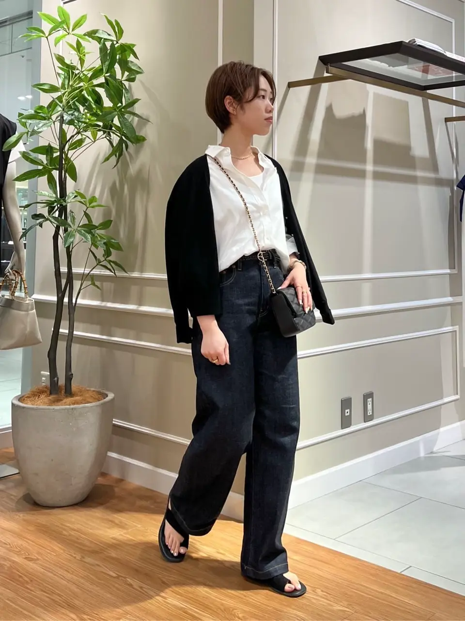 23区 伊藤 コーディネート画像