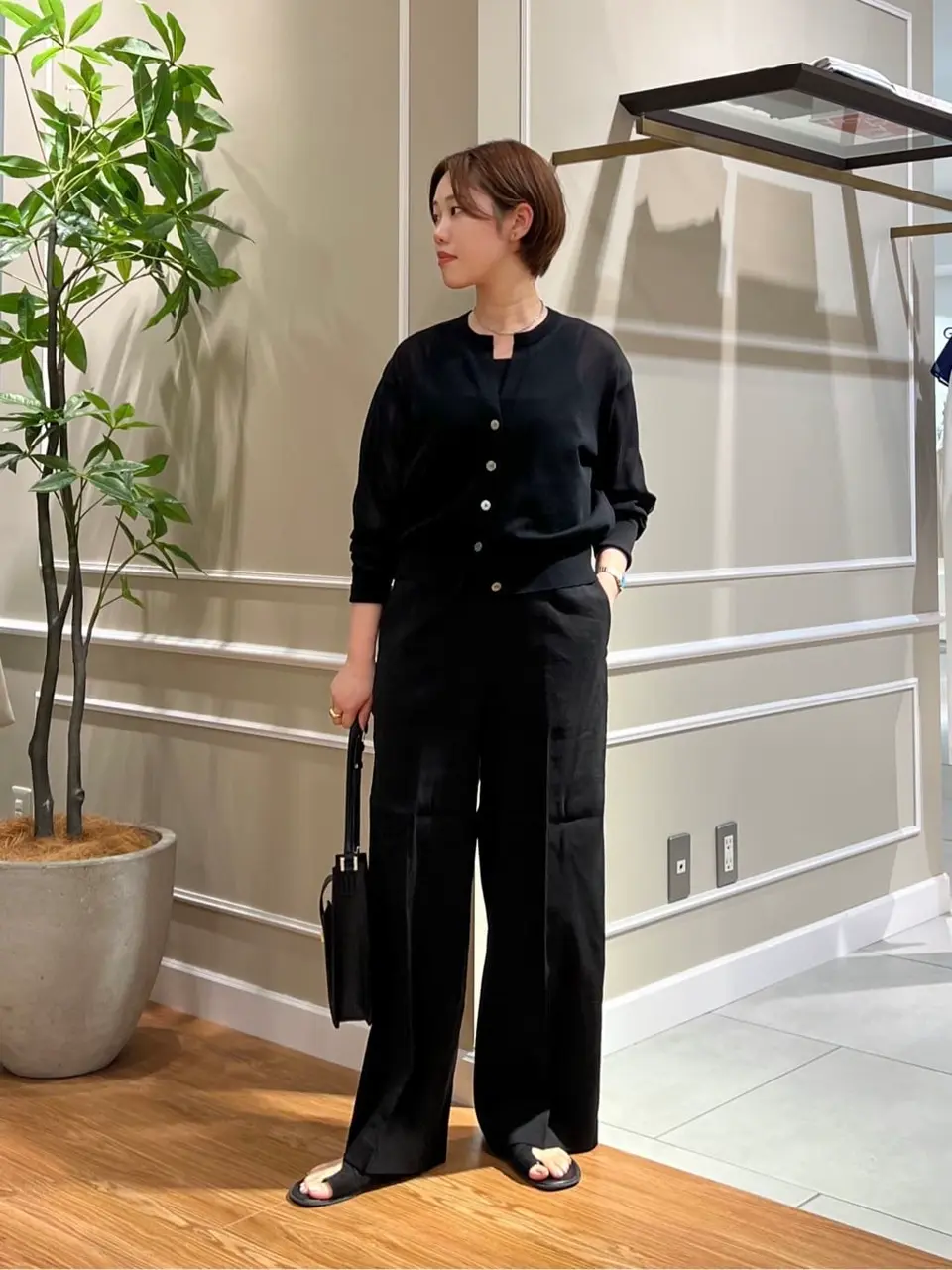 23区 伊藤 コーディネート画像