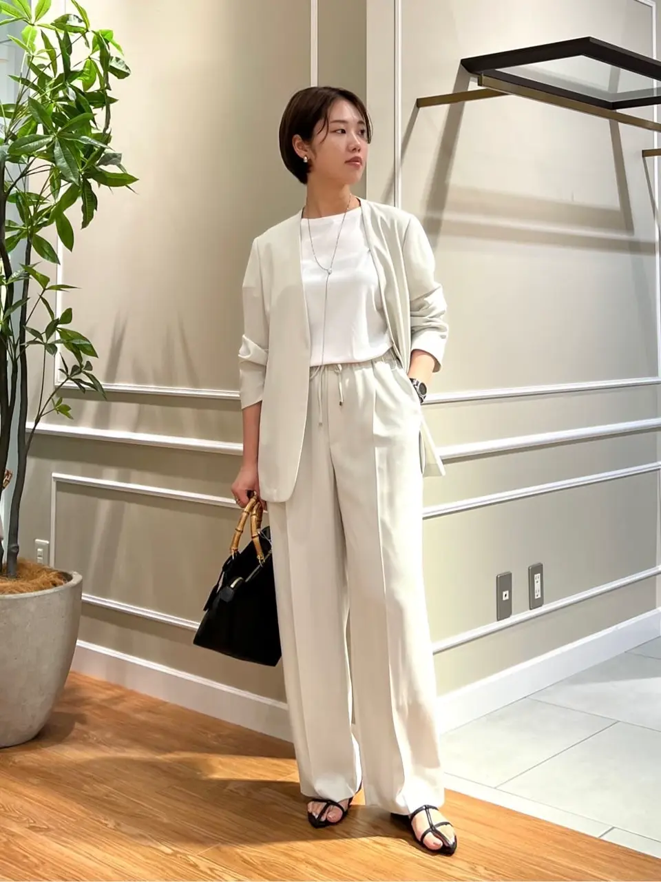 23区 伊藤 コーディネート画像